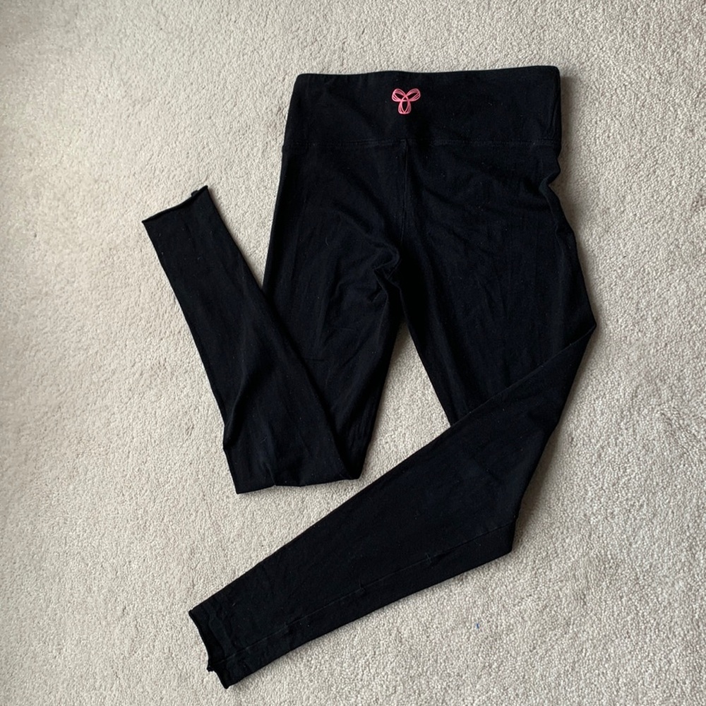 Aritzia TNA leggings